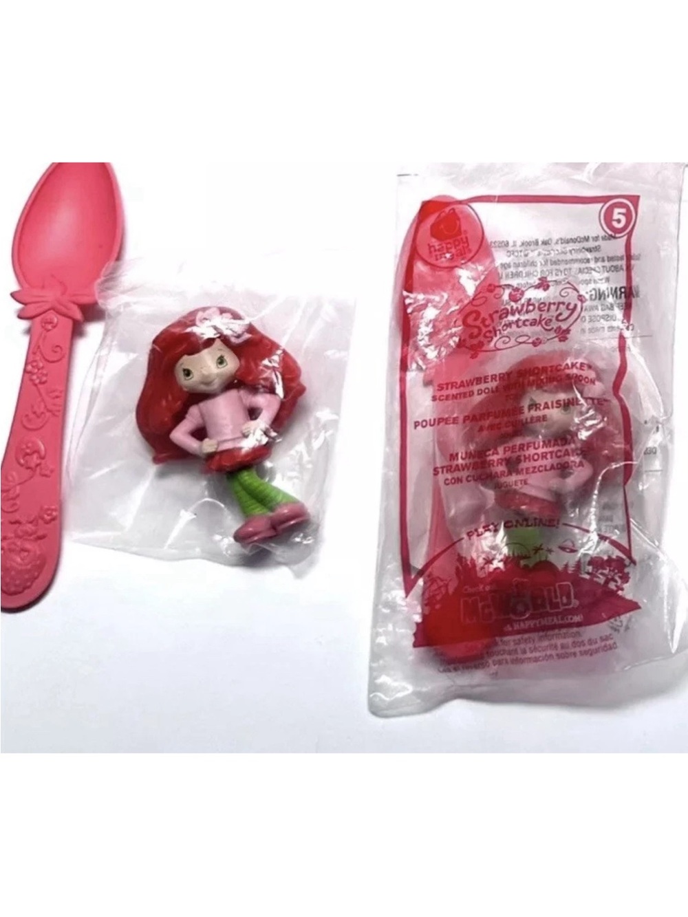 NEW SEALED STRAWBERRY SHORTCAKE # 5 WITH SPOON SCENTED DOLL 3”MCDONALD'S 2010
